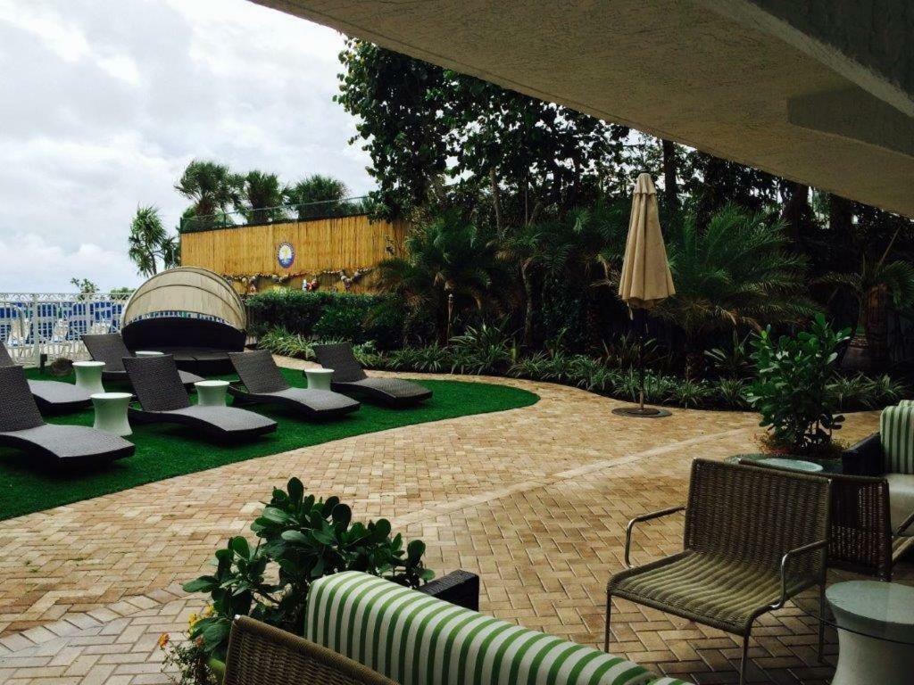 Oceanview On Sand Located In Ocean Manor Resort Fort Lauderdale Beach 2 Bed 2 Bath Spacious Corner Unit Partial Ocean View Exterior photo